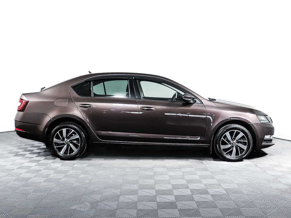 Купить Skoda Octavia с пробегом. Фото: #3
