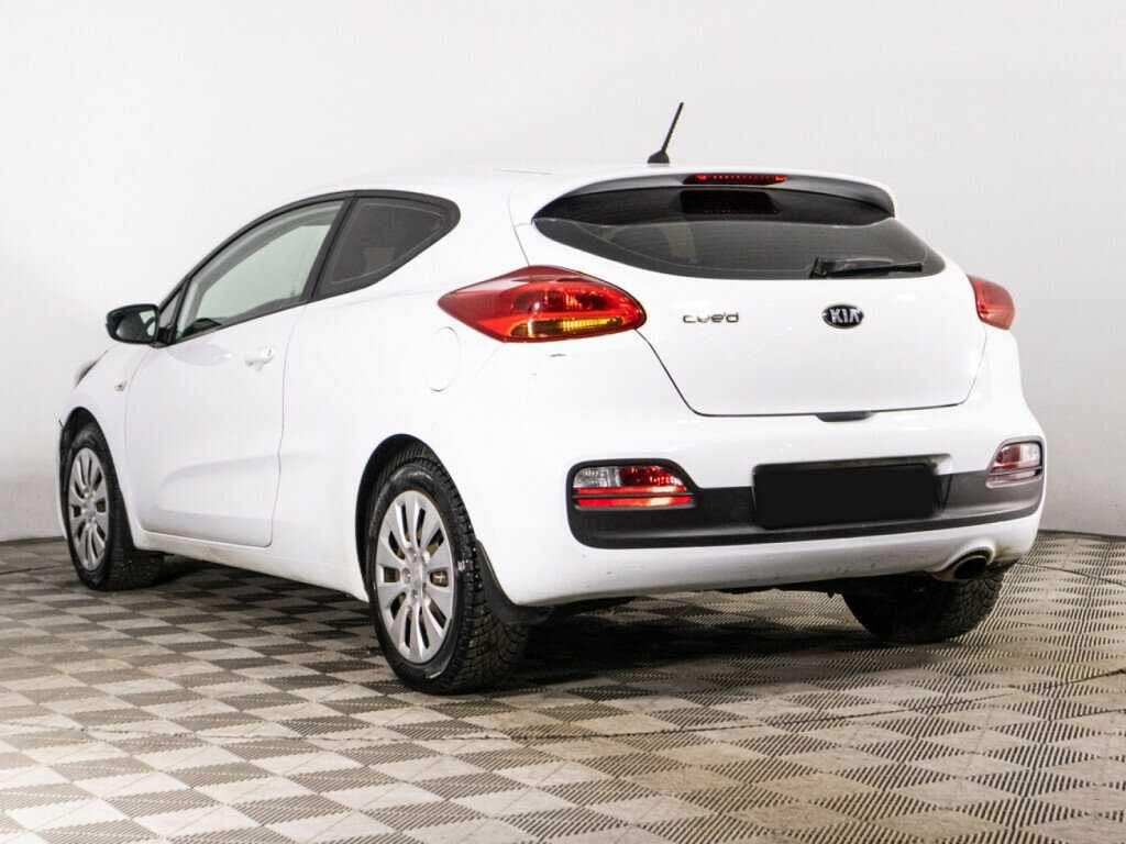 Купить Kia Ceed с пробегом. Фото: #6