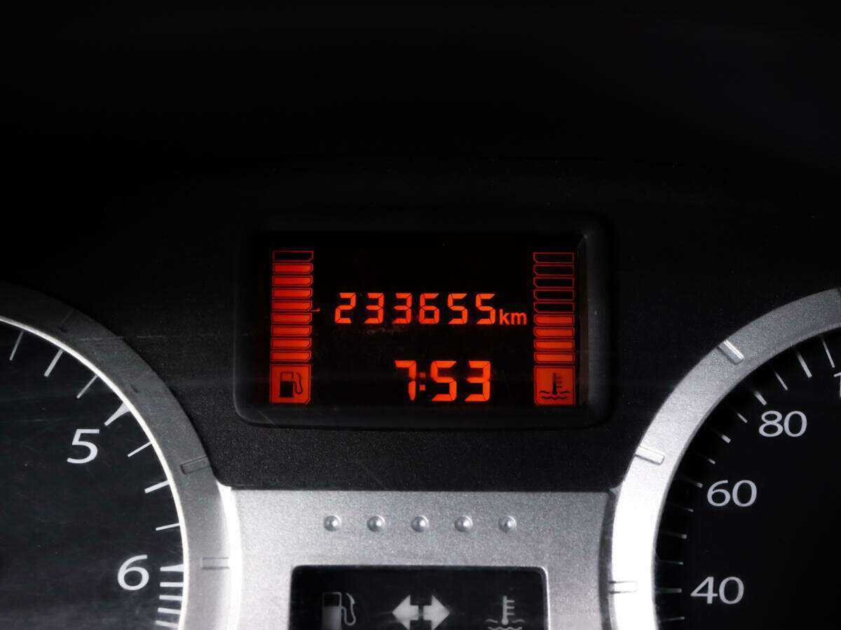 Купить Lada (ВАЗ) Largus с пробегом. Фото: #10