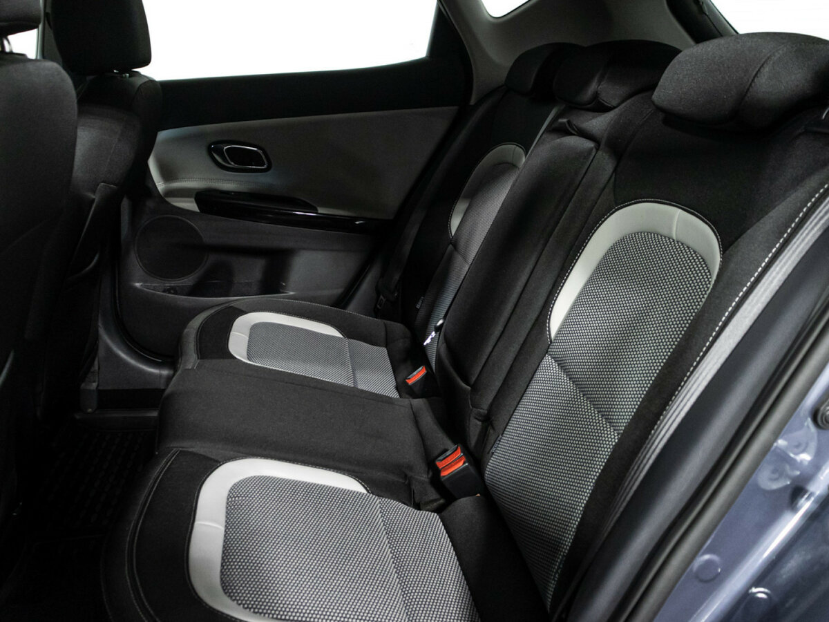 Купить Kia Ceed с пробегом. Фото: #9