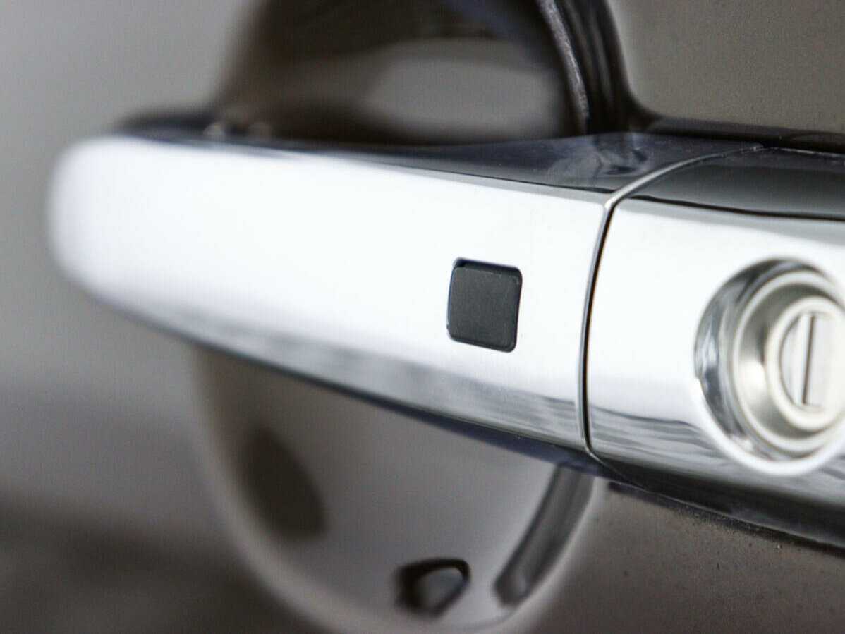 Купить Kia Sorento с пробегом. Фото: #16