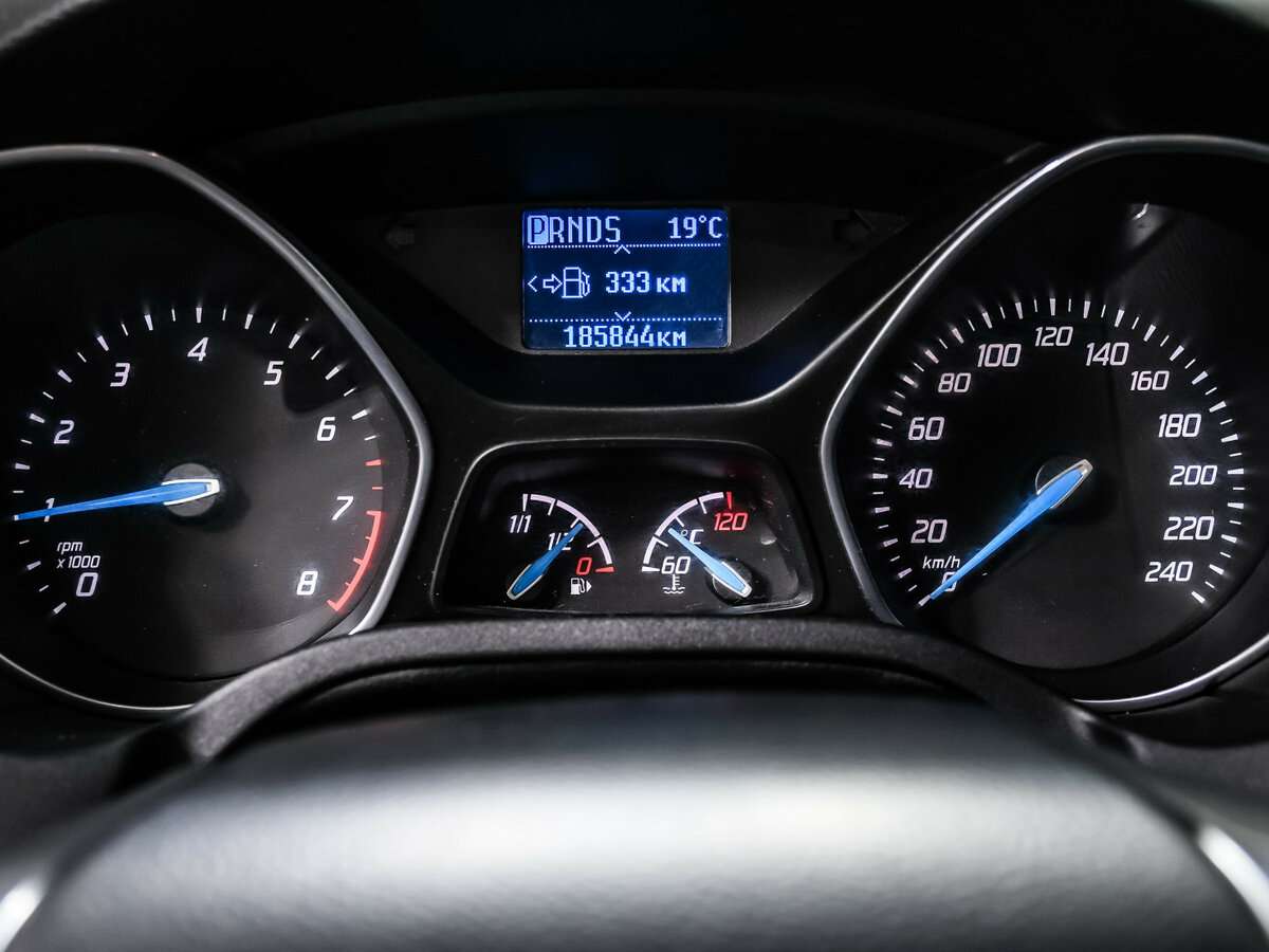 Купить Ford Focus с пробегом. Фото: #9