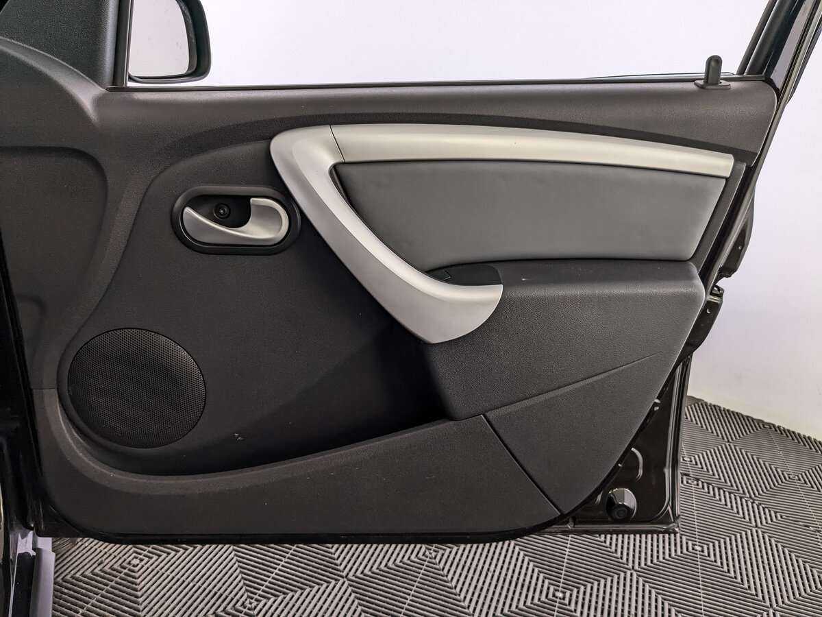 Купить Lada (ВАЗ) Largus с пробегом. Фото: #21