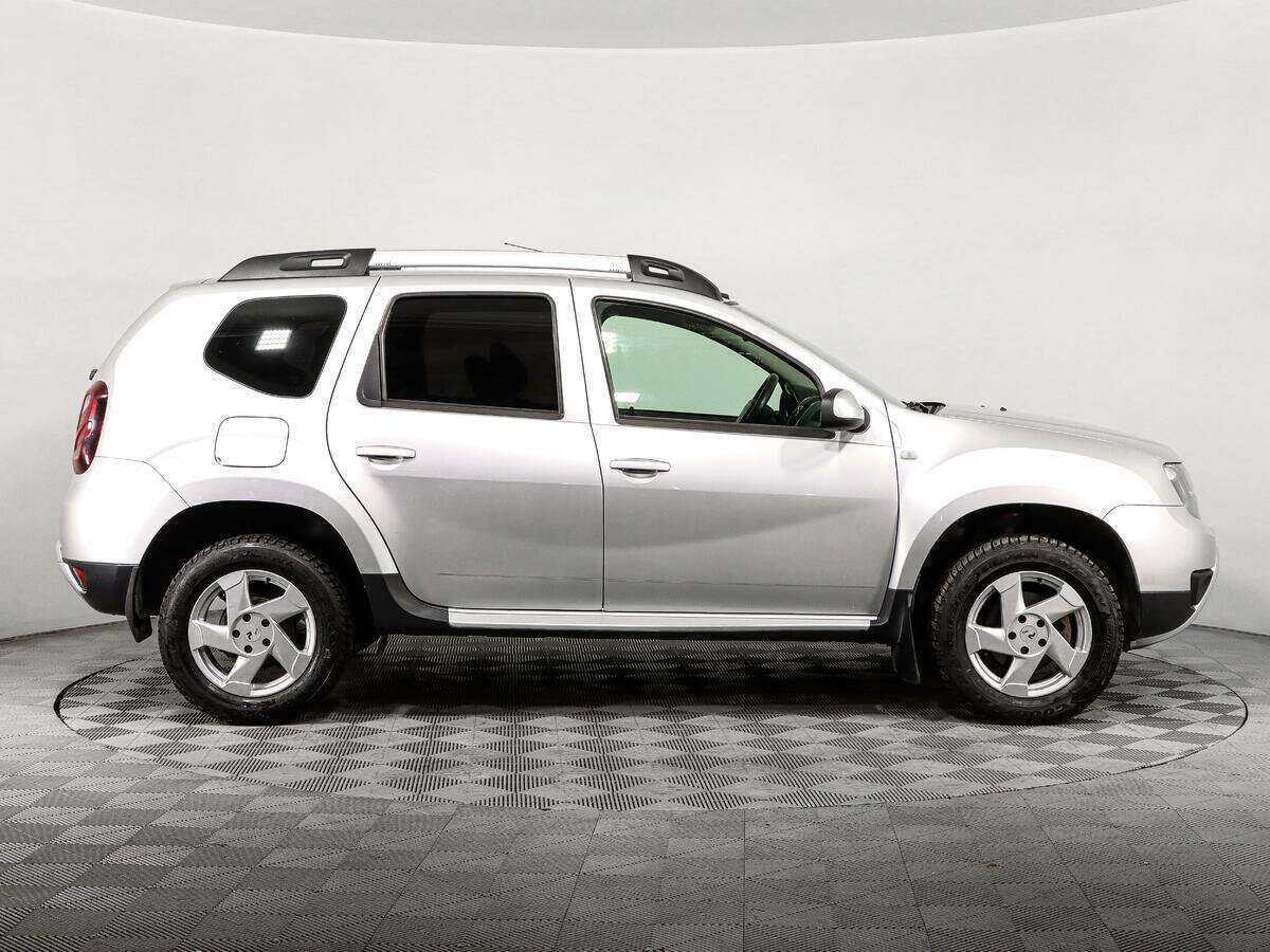 Купить Renault Duster с пробегом. Фото: #3