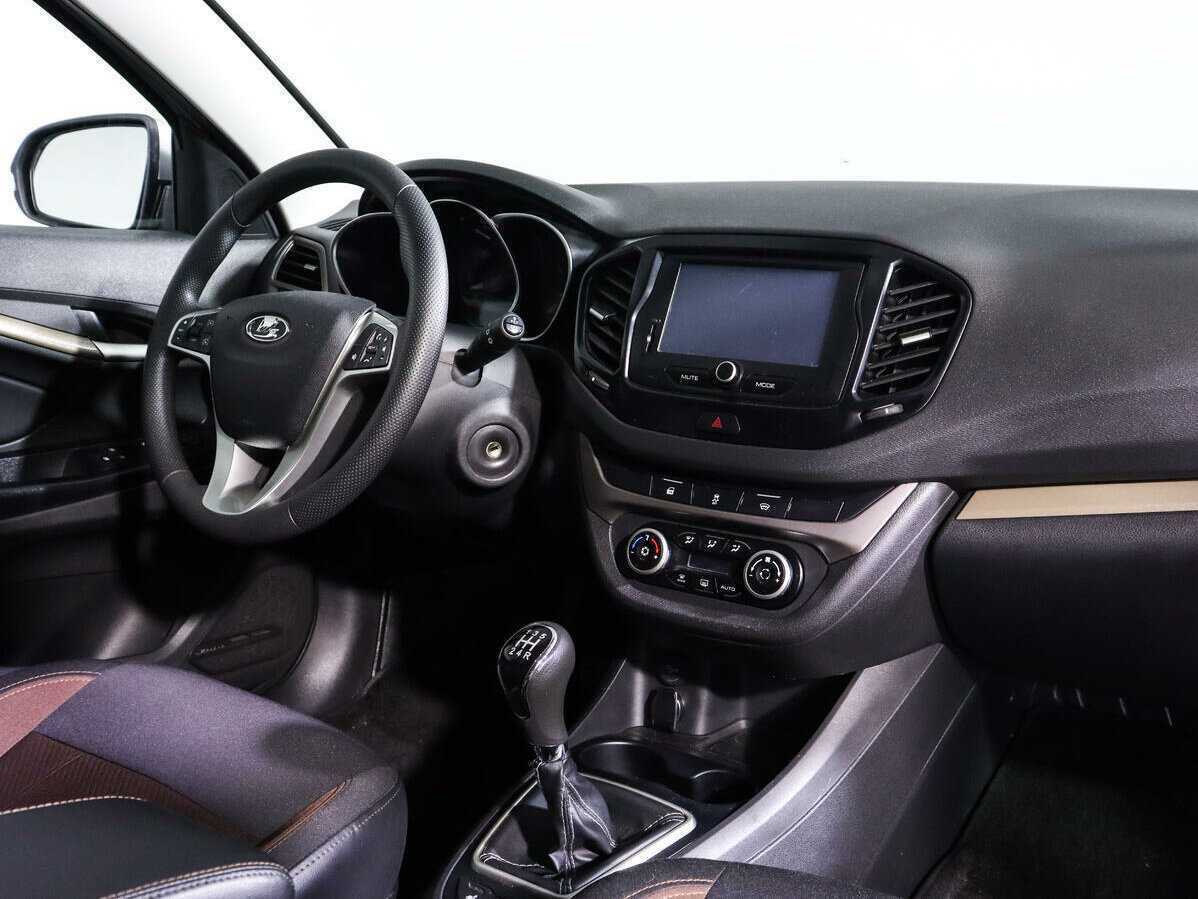 Купить Lada (ВАЗ) Vesta с пробегом. Фото: #8