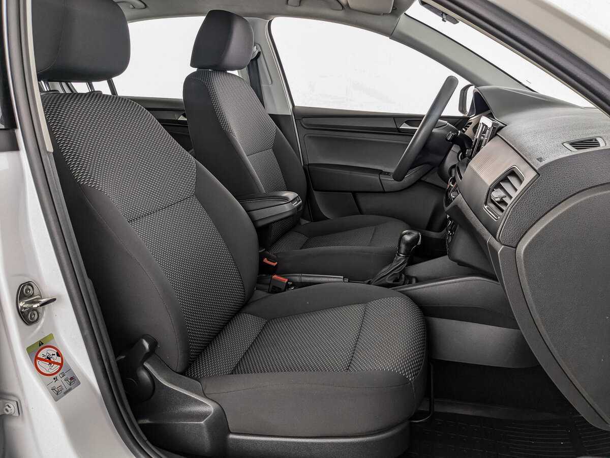 Купить Volkswagen Polo с пробегом. Фото: #18