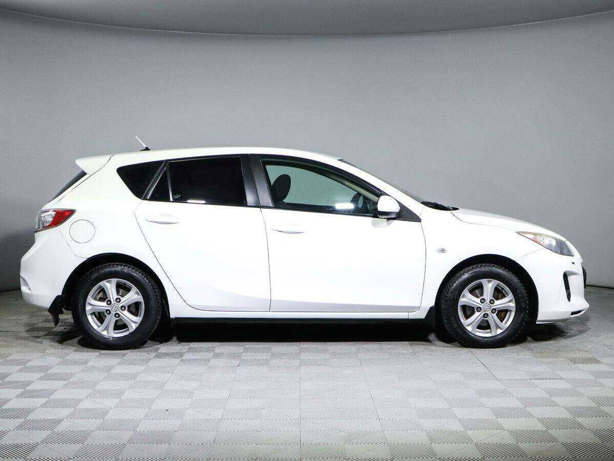 Купить Mazda 3 с пробегом. Фото: #3