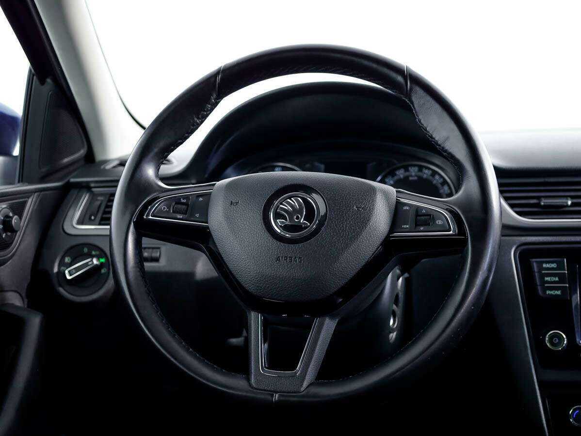 Купить Skoda Rapid с пробегом. Фото: #19