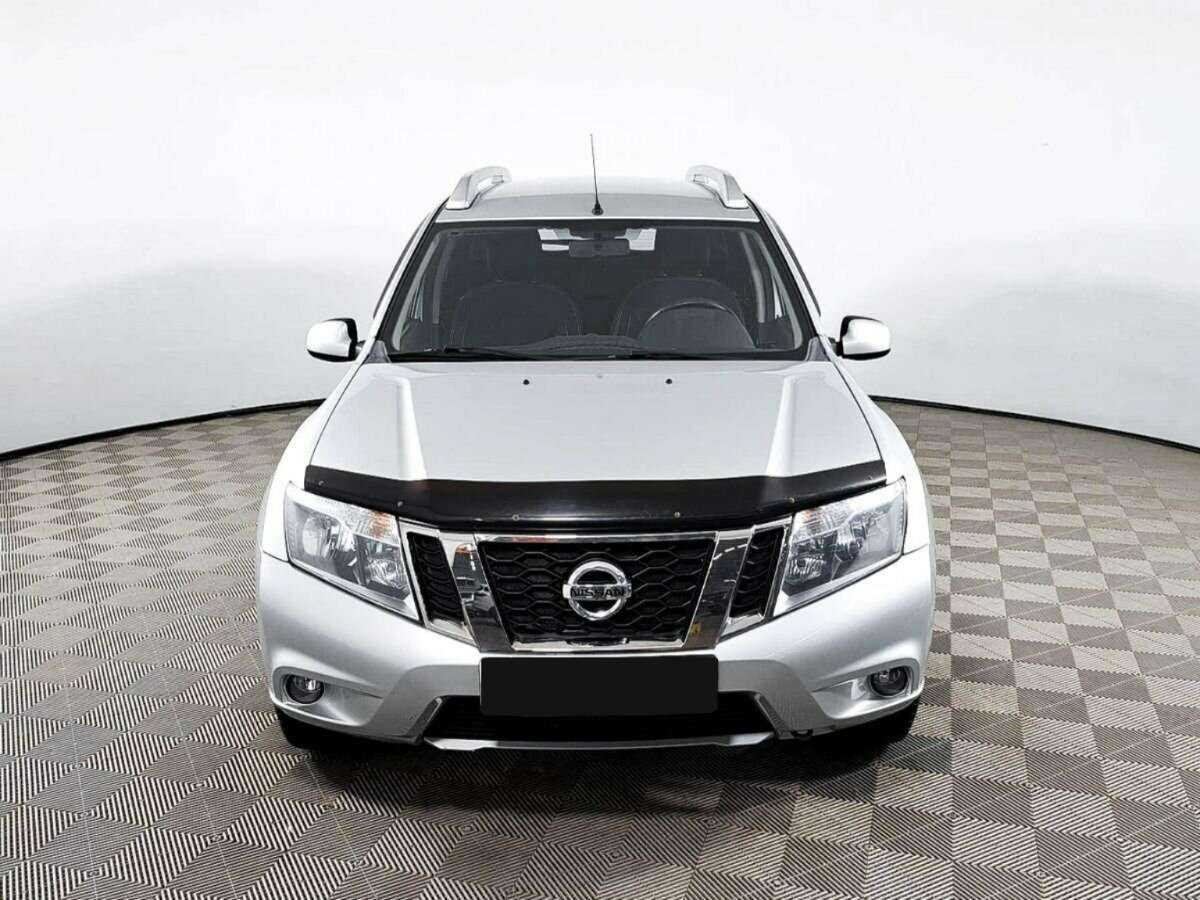 Купить Nissan Terrano с пробегом. Фото: #1
