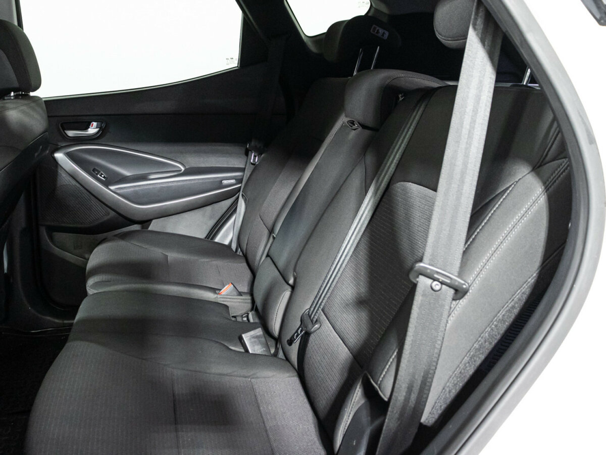 Купить Hyundai Santa Fe с пробегом. Фото: #7