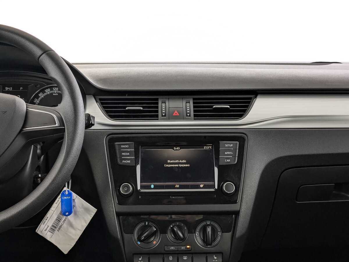 Купить Skoda Rapid с пробегом. Фото: #12