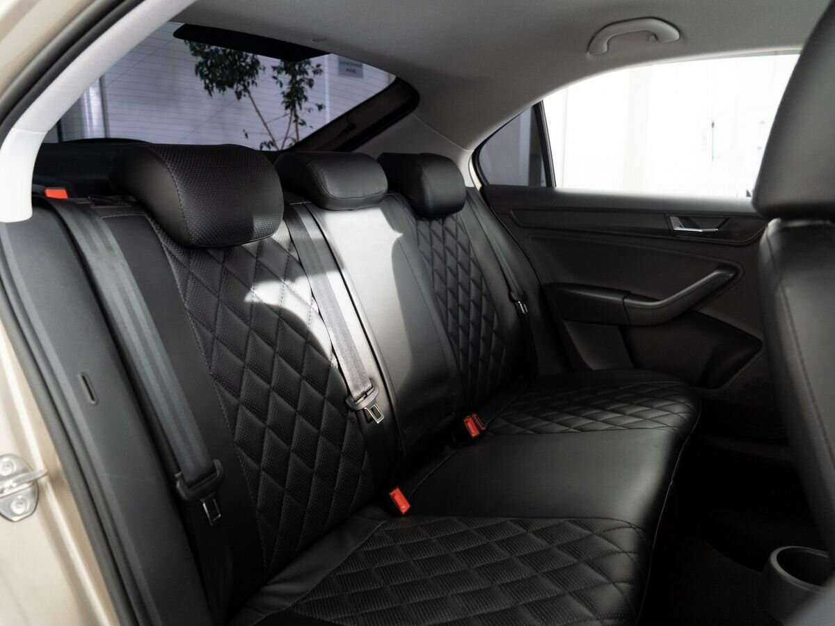 Купить Skoda Rapid с пробегом. Фото: #7