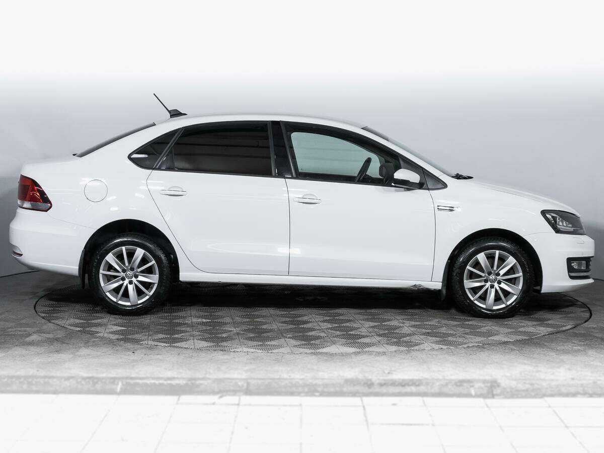 Купить Volkswagen Polo с пробегом. Фото: #3