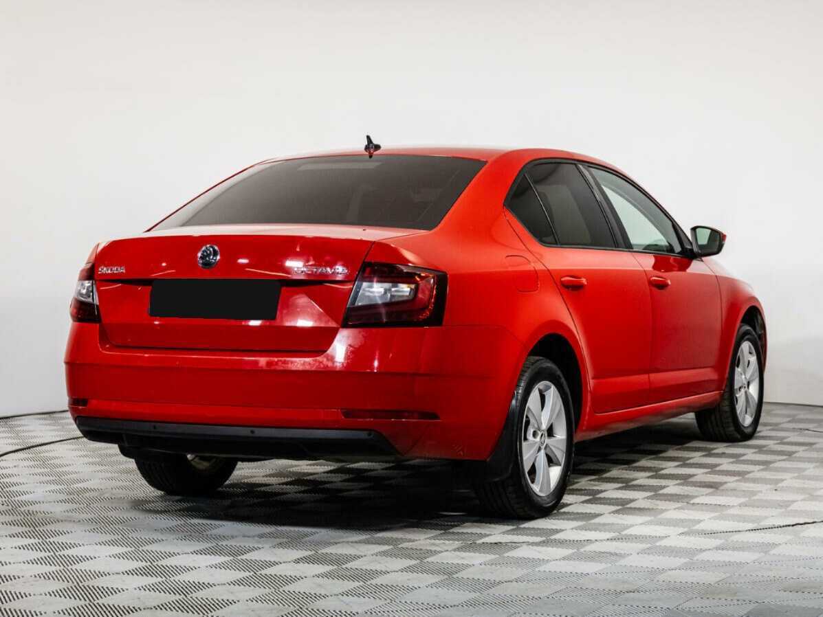 Купить Skoda Octavia с пробегом. Фото: #3