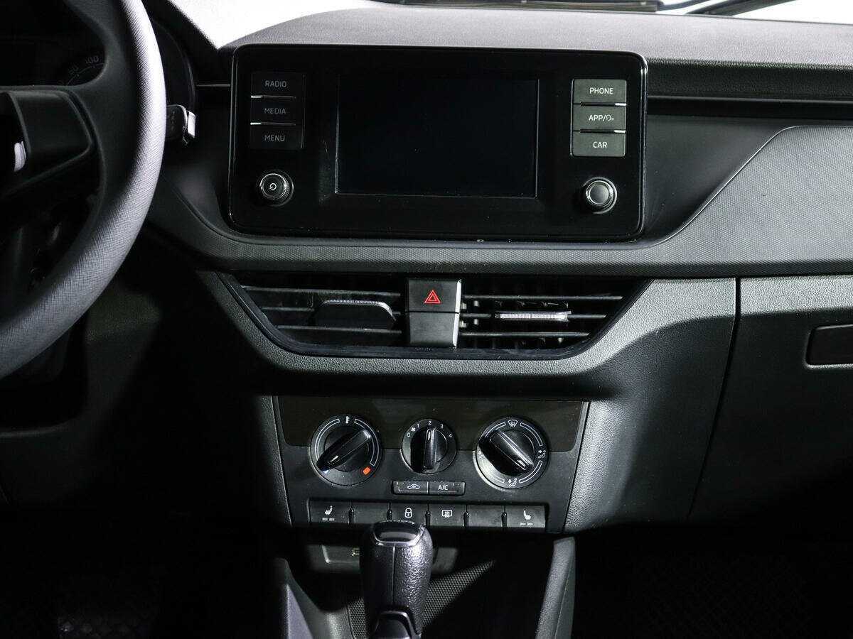Купить Skoda Rapid с пробегом. Фото: #12