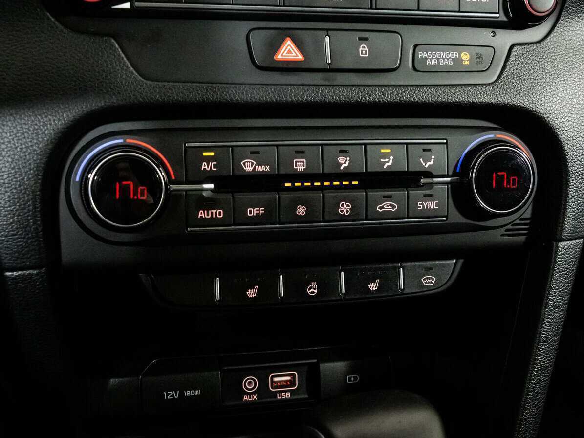 Купить Kia Ceed с пробегом. Фото: #15