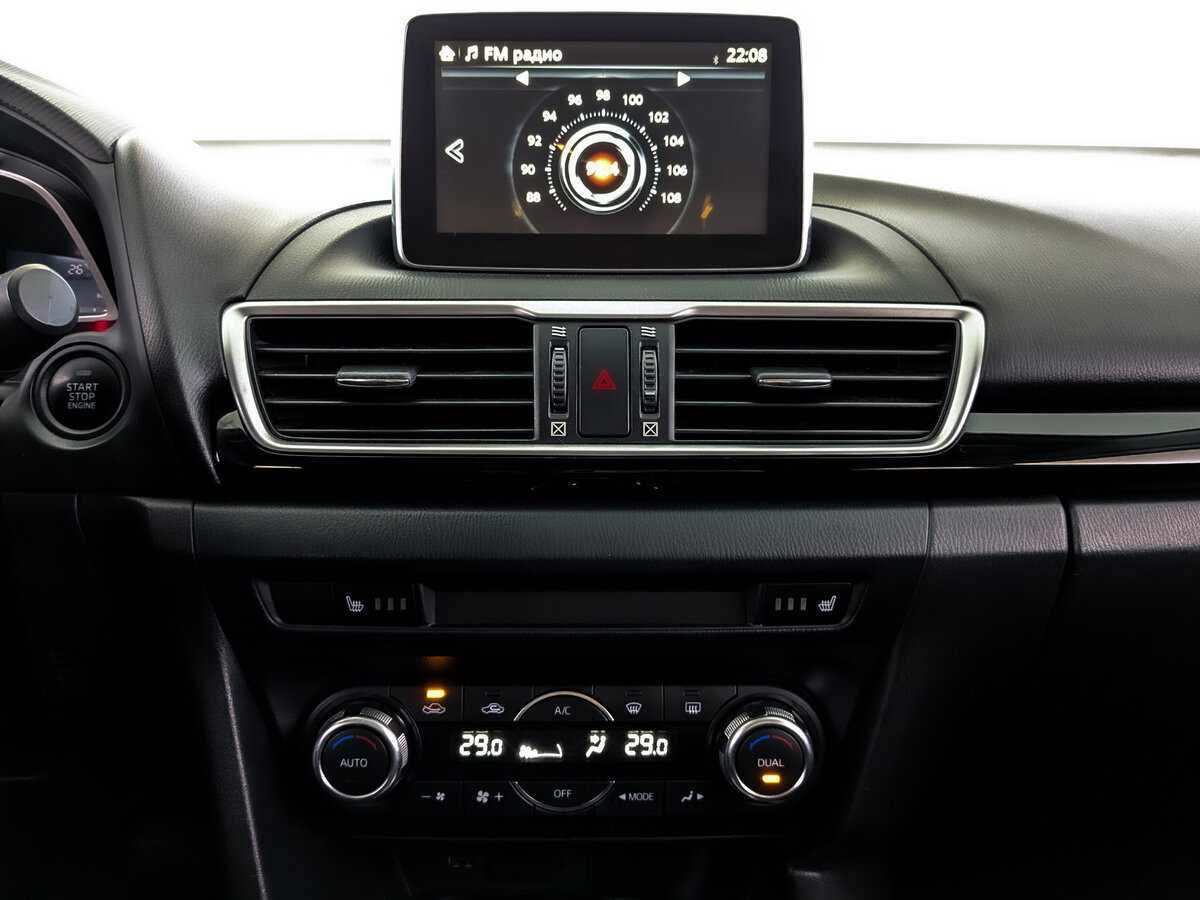 Купить Mazda 3 с пробегом. Фото: #14