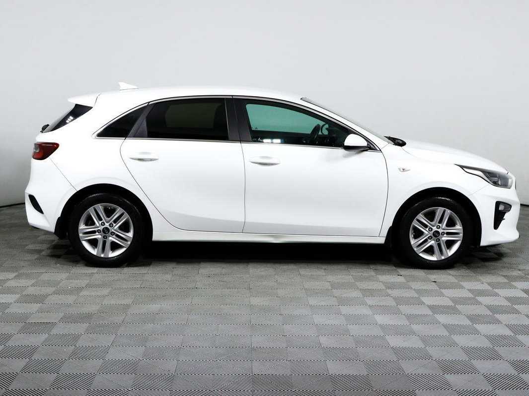 Купить Kia Ceed с пробегом. Фото: #3