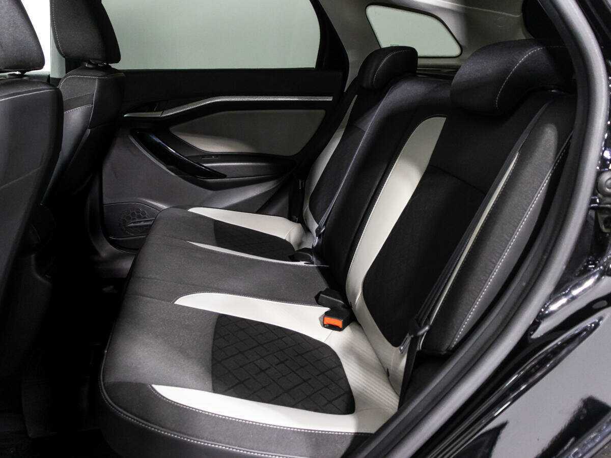 Купить Lada (ВАЗ) Vesta с пробегом. Фото: #9