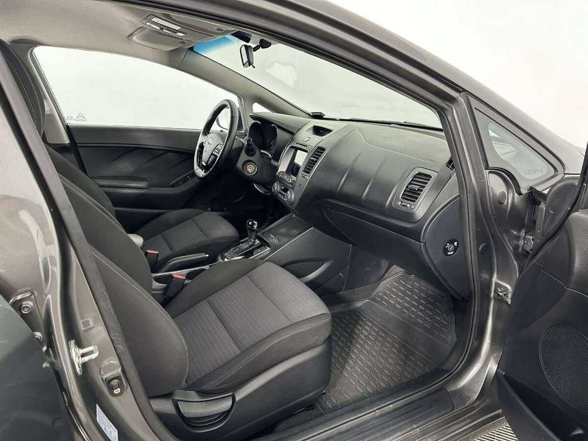 Купить Kia Cerato с пробегом. Фото: #13