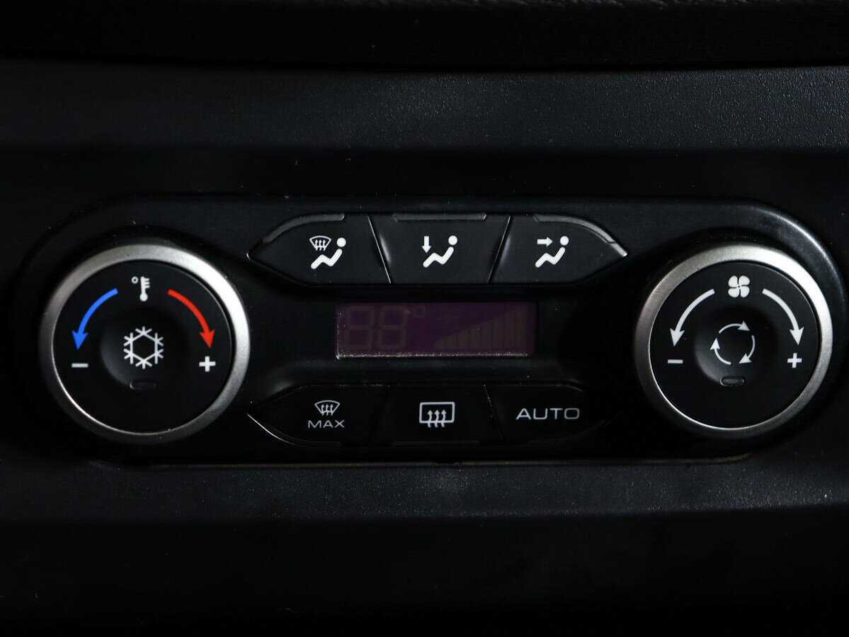 Купить Lada (ВАЗ) XRAY с пробегом. Фото: #17