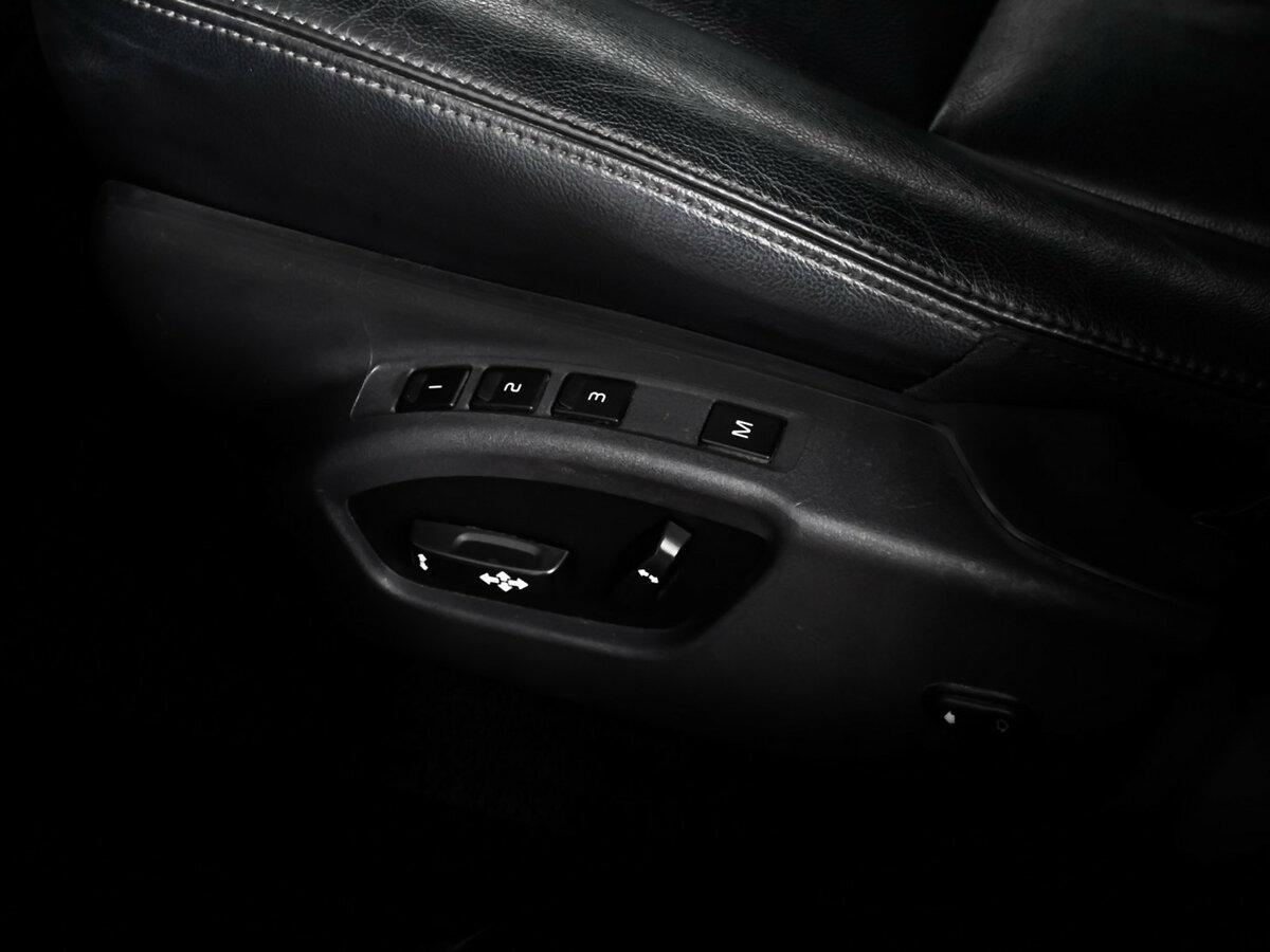 Купить Volvo XC60 с пробегом. Фото: #14