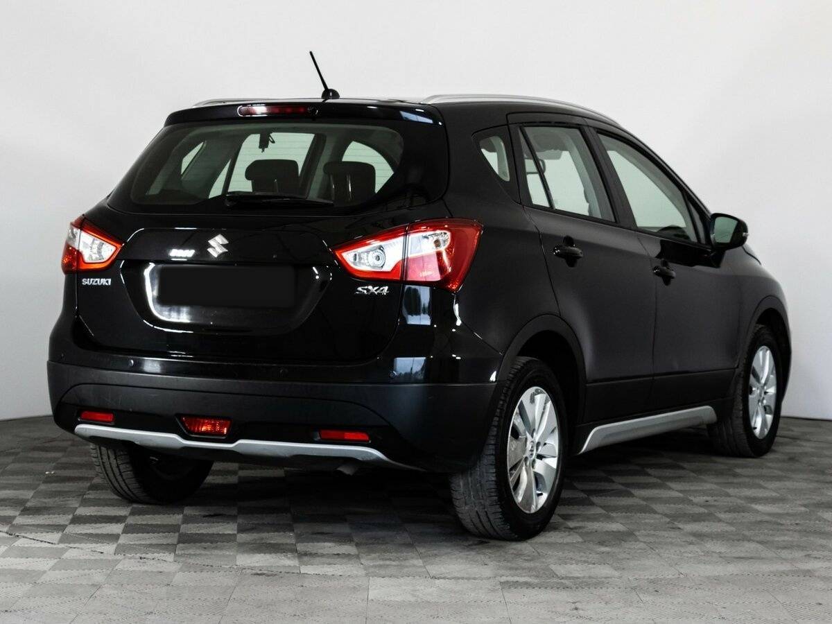 Купить Suzuki SX4 с пробегом. Фото: #4