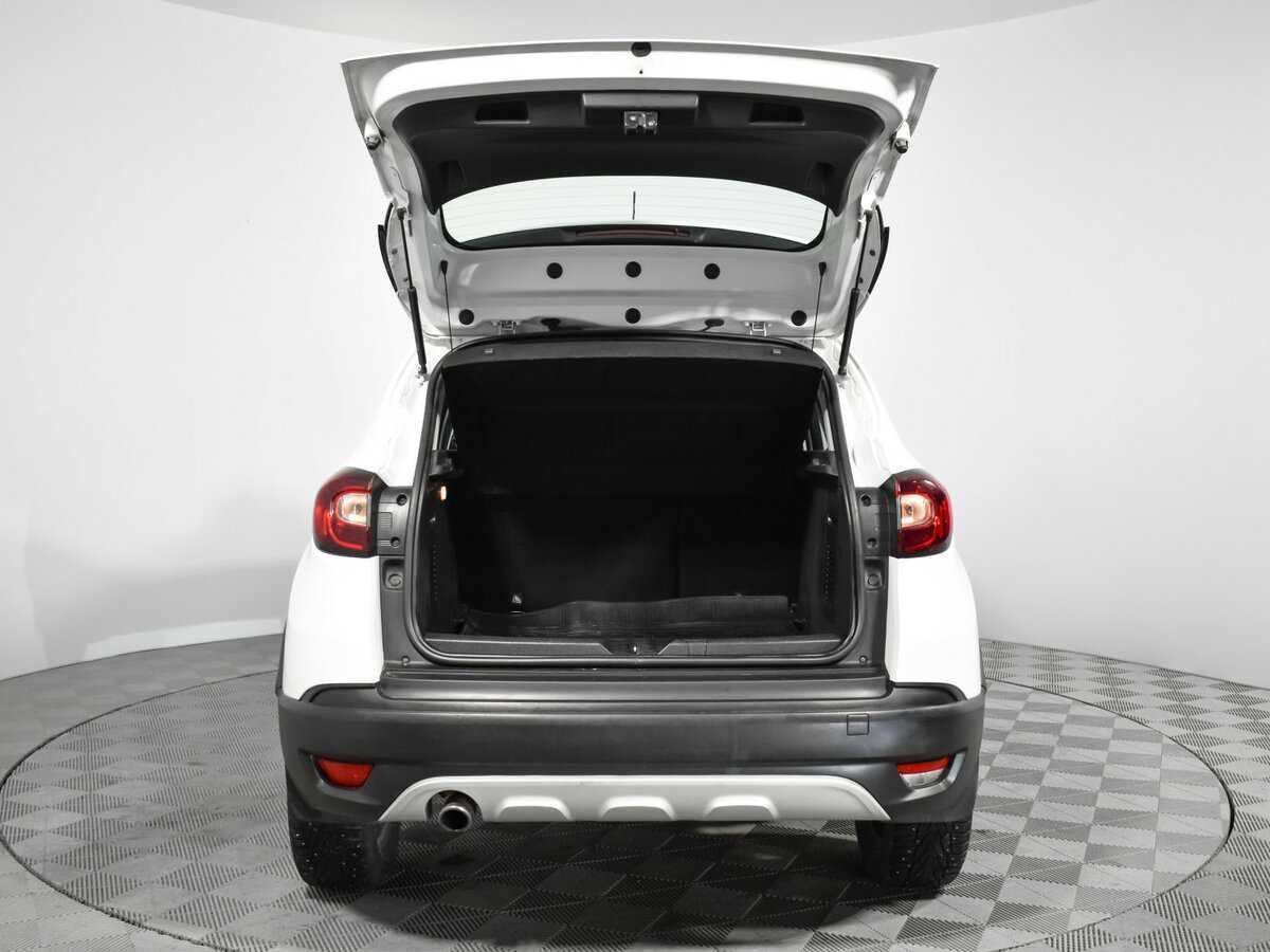 Купить Renault Kaptur с пробегом. Фото: #18
