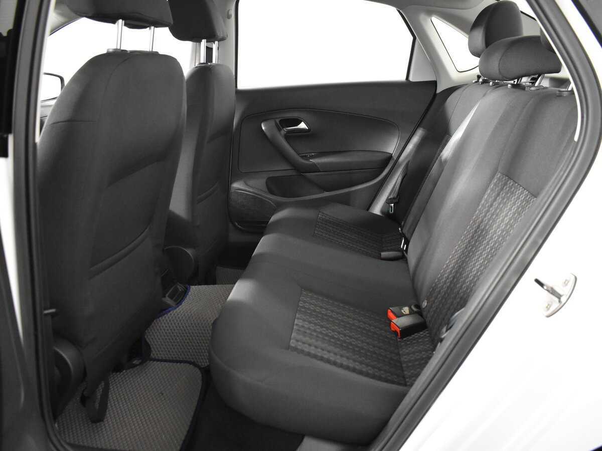 Купить Volkswagen Polo с пробегом. Фото: #6