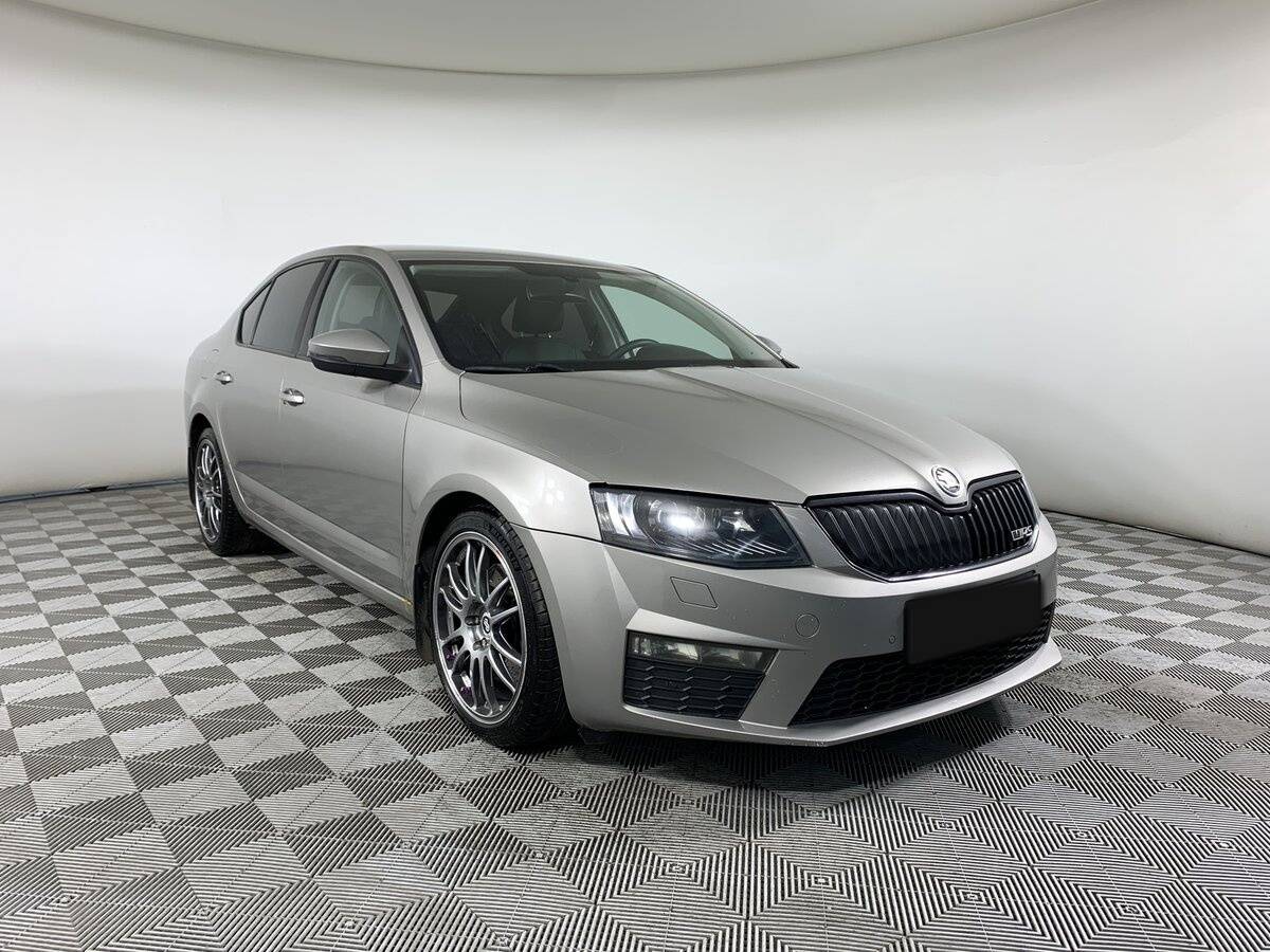 Купить Skoda Octavia с пробегом. Фото: #2