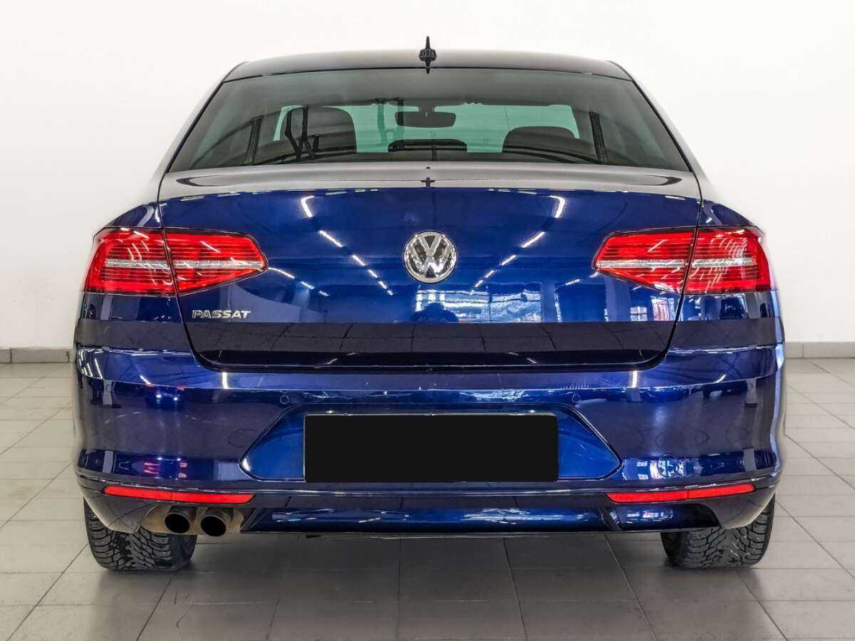 Купить Volkswagen Passat с пробегом. Фото: #5