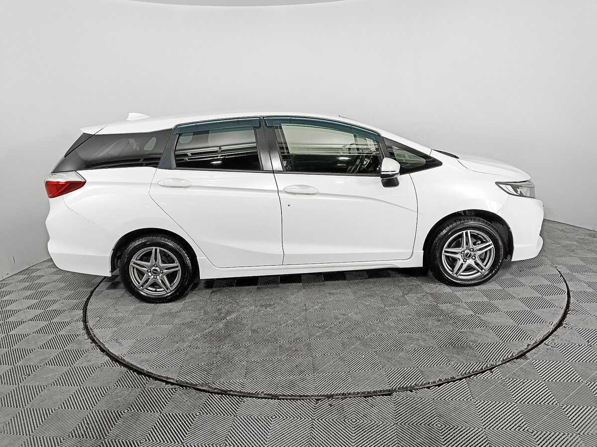 Купить Honda Shuttle с пробегом. Фото: #3