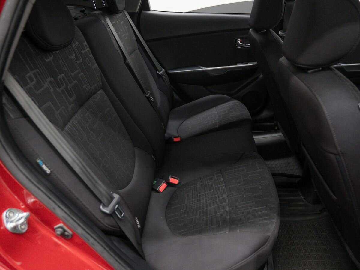 Купить Kia Rio с пробегом. Фото: #7
