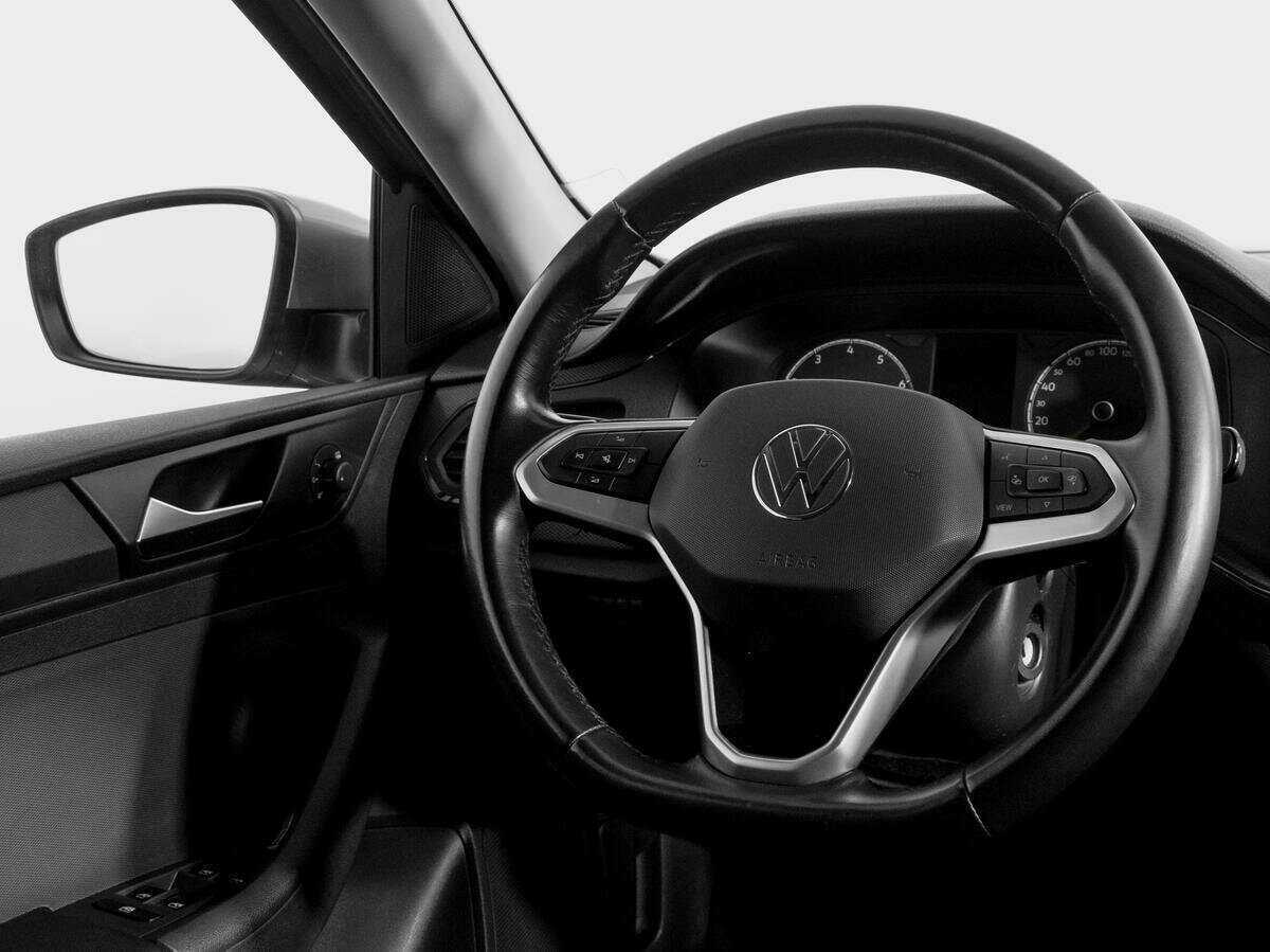 Купить Volkswagen Polo с пробегом. Фото: #14