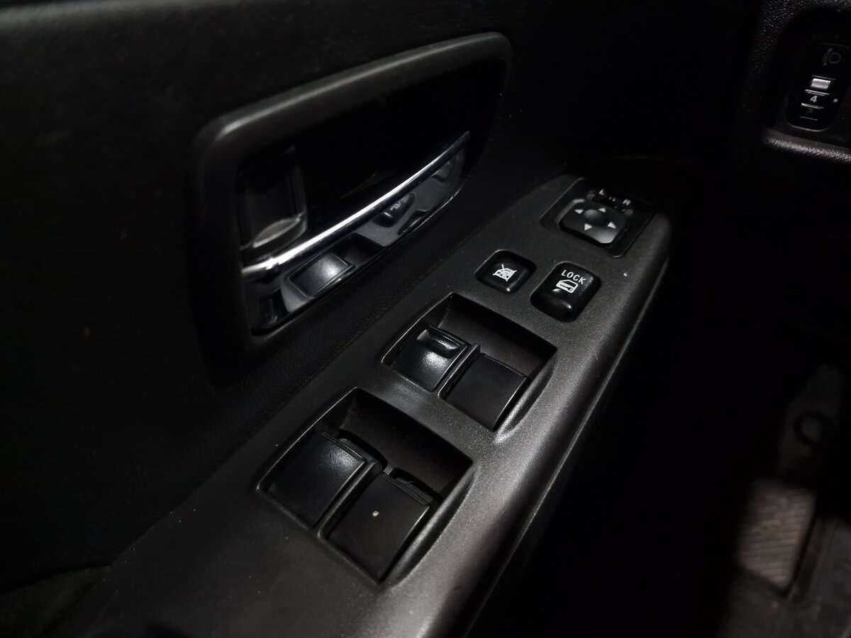 Купить Mitsubishi ASX с пробегом. Фото: #6