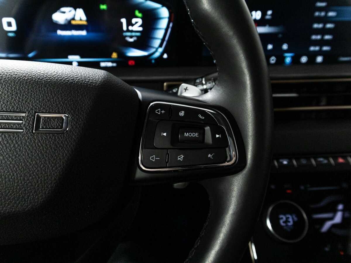 Купить EXEED LX с пробегом. Фото: #21