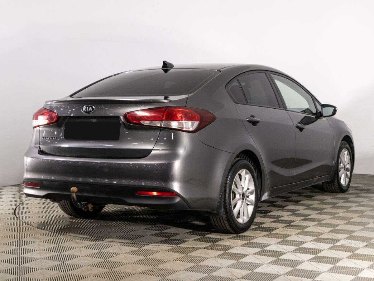Купить Kia Cerato с пробегом. Фото: #4