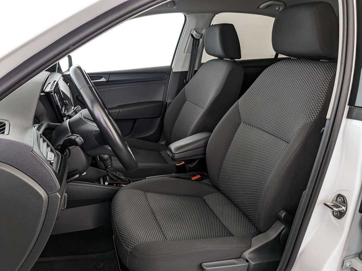 Купить Volkswagen Polo с пробегом. Фото: #12