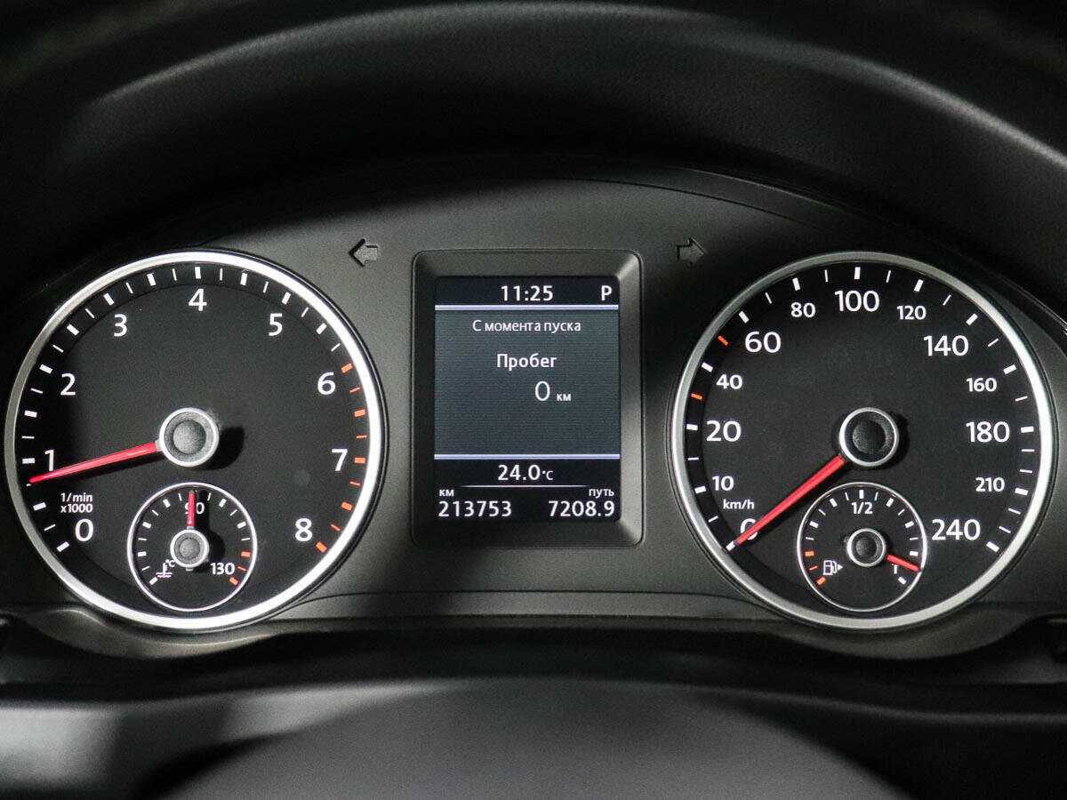 Купить Volkswagen Tiguan с пробегом. Фото: #11