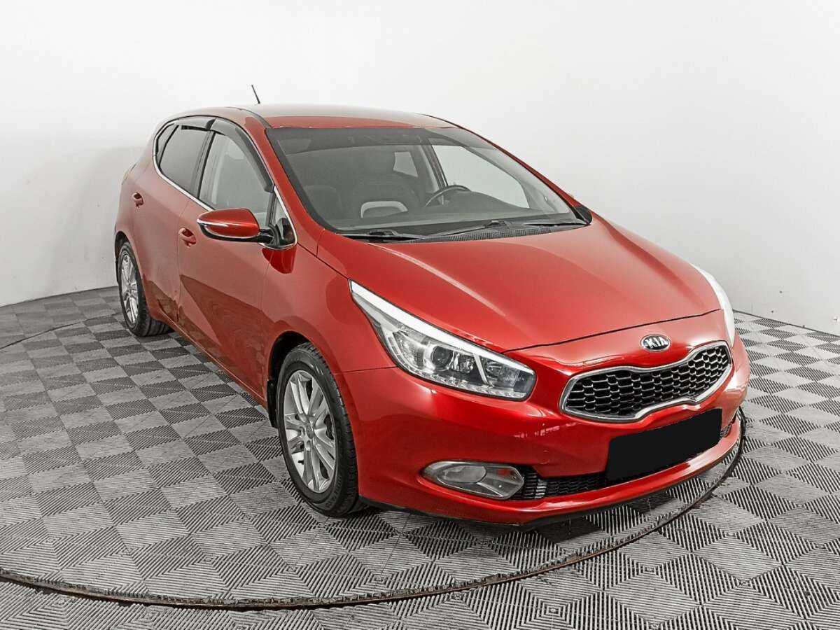 Купить Kia Ceed с пробегом. Фото: #2