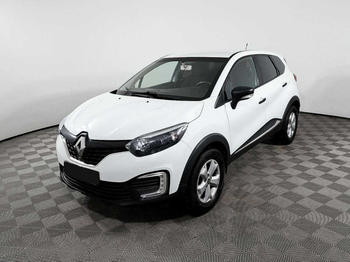 Купить Renault Kaptur с пробегом. Посмотреть фото