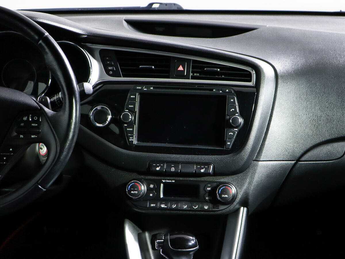 Купить Kia Ceed с пробегом. Фото: #11