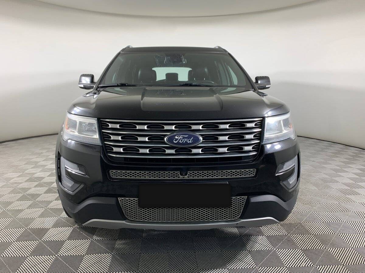 Купить Ford Explorer с пробегом. Фото: #1