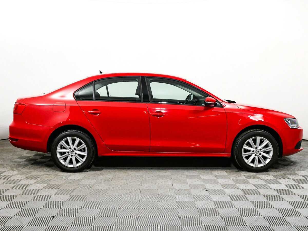 Купить Volkswagen Jetta с пробегом. Фото: #3