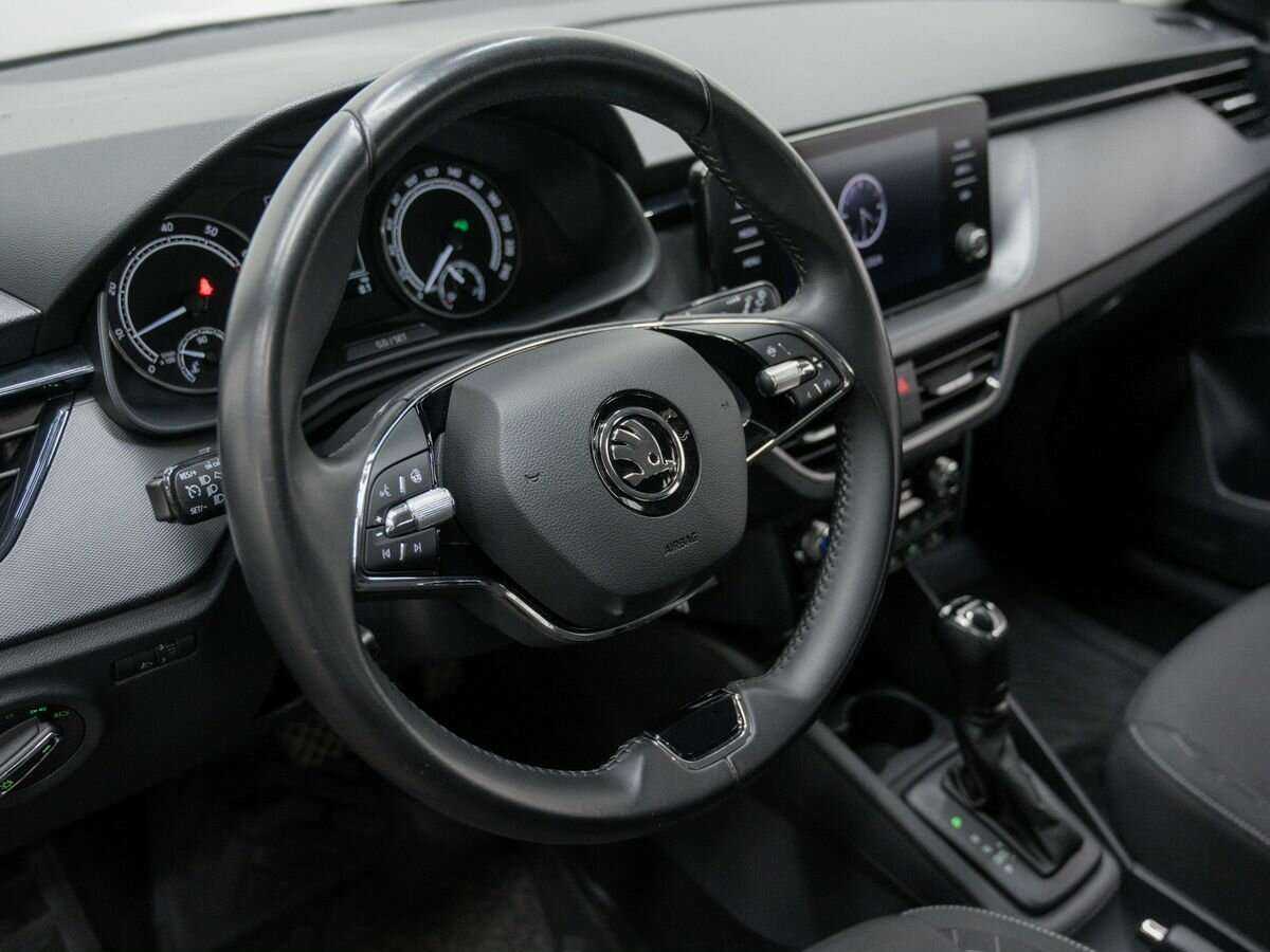 Купить Skoda Rapid с пробегом. Фото: #15