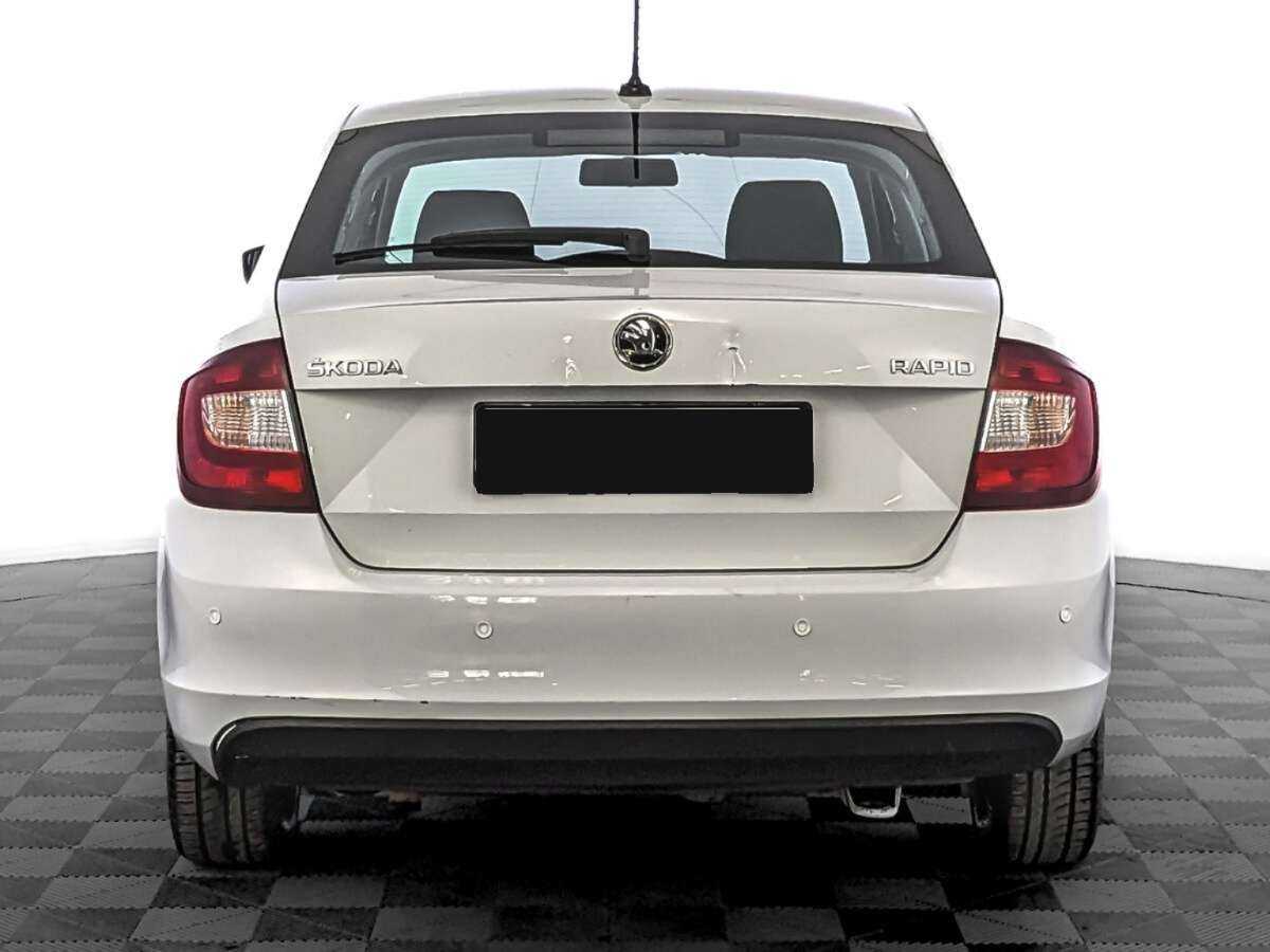 Купить Skoda Rapid с пробегом. Фото: #5