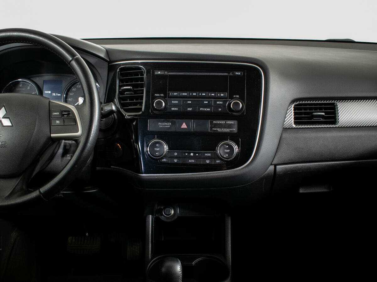 Купить Mitsubishi Outlander с пробегом. Фото: #7