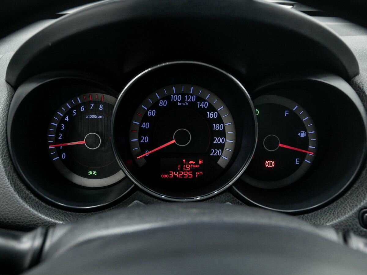 Купить Kia Cerato с пробегом. Фото: #18