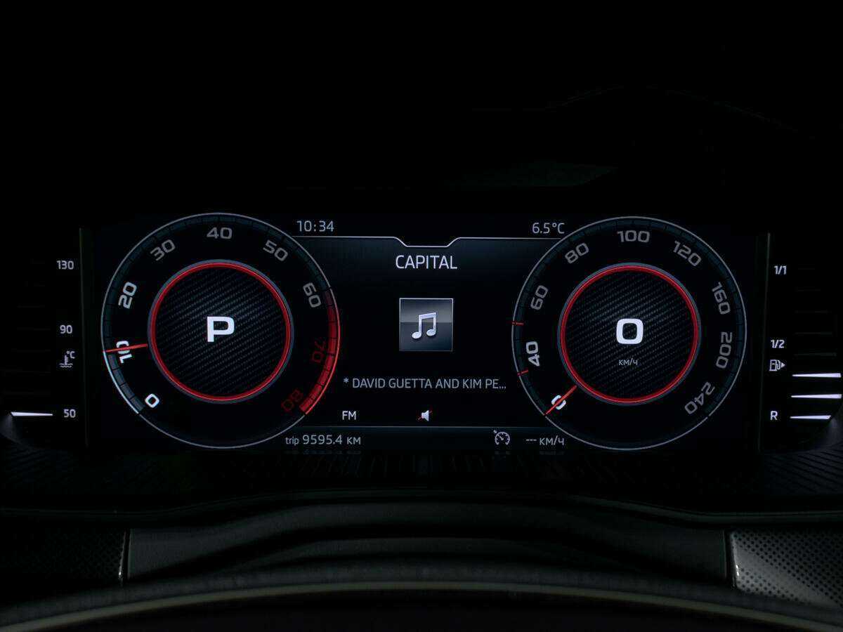 Купить Skoda Rapid с пробегом. Фото: #9