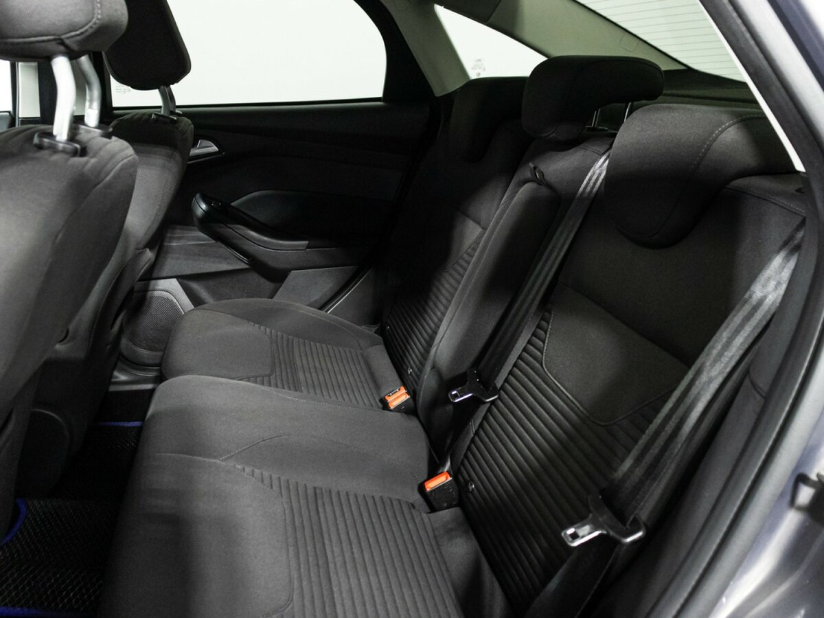 Купить Ford Focus с пробегом. Фото: #9